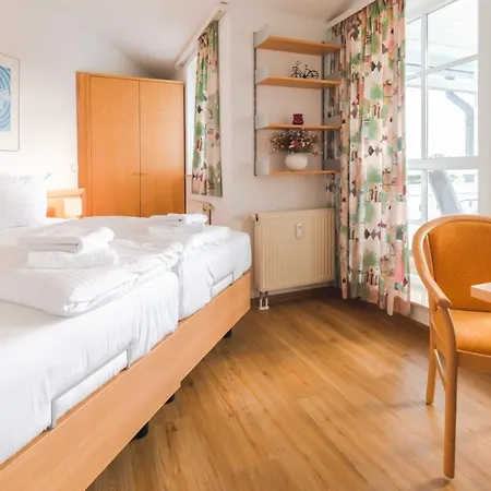 App Vilm Mit Seeblick Und Schoenem Balkon - Tolle Ausstattung *